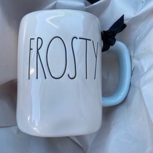 Last one! Nwt Rae Dunn Frosty the snowman mug